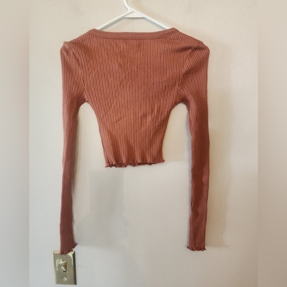 Aeropostale Ribbed  top size small - Picture 2 of 3